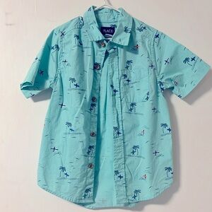 Children’s place- boys size 5-6, turquoise beach pattern short sleeve button up